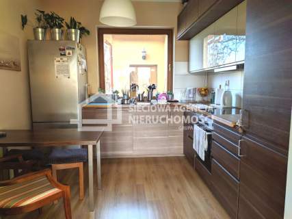 Dom- bungalow 240 m2, 6 pok. kawiarnia Zakoniczyn
