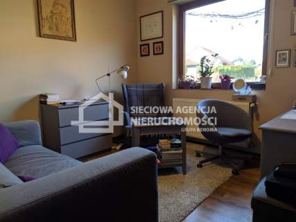 Dom- bungalow 240 m2, 6 pok. kawiarnia Zakoniczyn