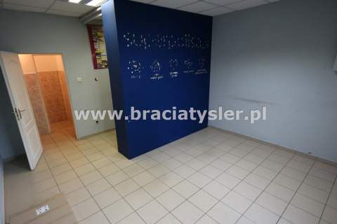 1500 zł LOKAL NA WYNAJEM 22 m2 Bartodzieje Witryna