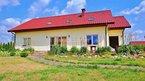 Dom do wynajęcia, 400 m2, Źródła