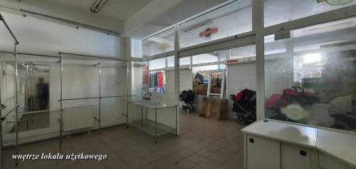 lokal użytkowy pow. 20,4 m2 w hali targowej