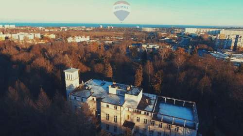 Pałac z przeznaczeniem na hotel w Sopocie.
