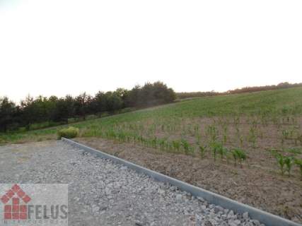 Kształtna, widokowa, budowlana z rozległą panoramą