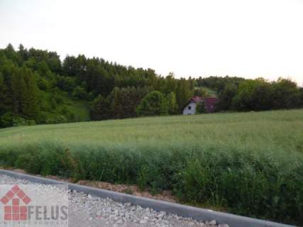 Kształtna, widokowa, budowlana z rozległą panoramą