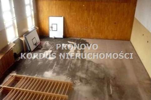 lokal użytkowy z możliwością zmiany na mieszkanie