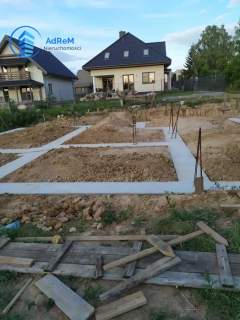 Działka budowlana - wylane fundamenty - Ogrodniczk