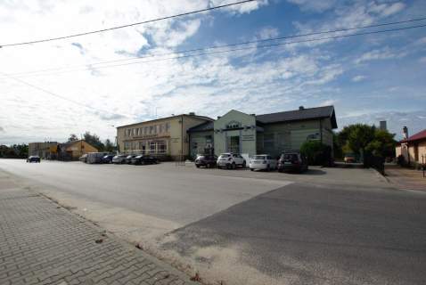 Obiekt handlowo-usługowy, centrum Krasocina