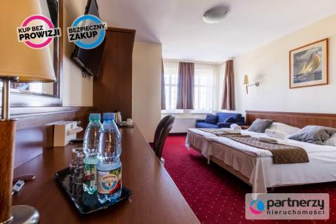 Hotel nad morzem w świetnej lokalizacji