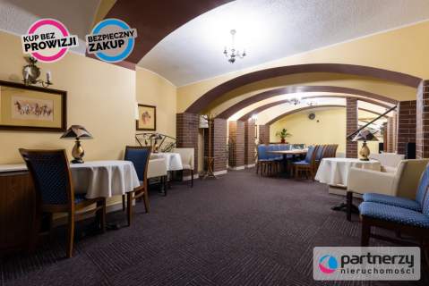 Hotel nad morzem w świetnej lokalizacji