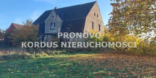 działka z domami do rozbiórki Żelisławiec