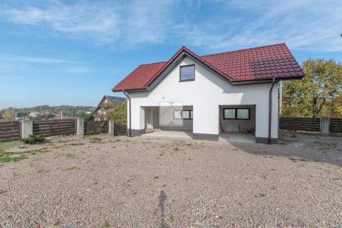 Dom na sprzedaż o pow. 218 m2