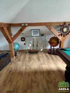 Rezydencja Niemcz 277/13040m2 stawy stajnia MPZP