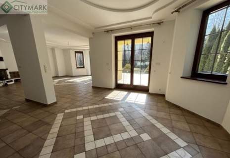 Dom na sprzedaż, 310 m2, Łomianki