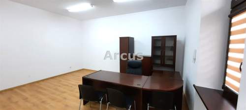 lokal biurowy 42m2, I piętro