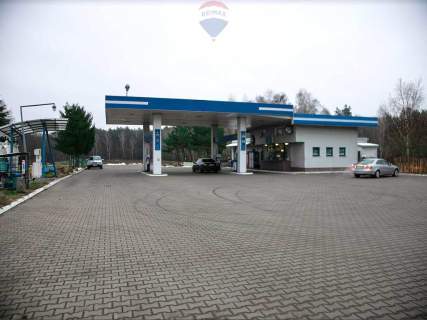 Stacja paliw w miejscowości Rudno Trzecie