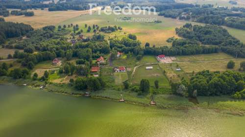 Atrakcyjna działka z dostępem do prywatnej plaży