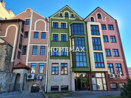 Kamienica po modernizacji- centrum Jeleniej Góry
