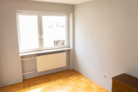 Dom w centrum Piaseczna/lokal usługowy. Bezpośrednio