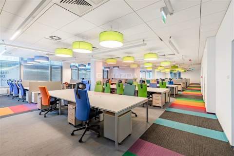 Nieruchomość komercyjna do wynajęcia, 350 m2, Warszawa
