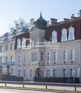 Hotel w Rumi przy głównej trasie 