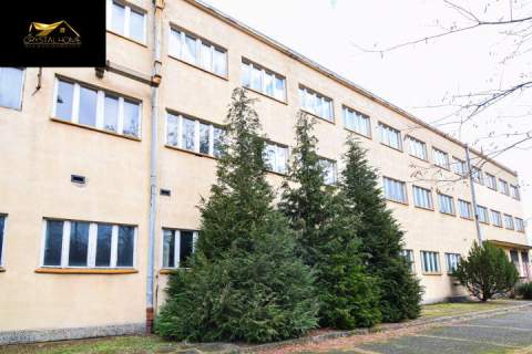 OBIEKT PRZEMYSŁOWO-PRODUKCYJNY Z PARKINGAMI