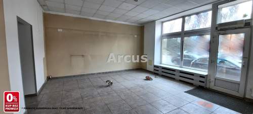 lokal 95m2 z 3 witrynami