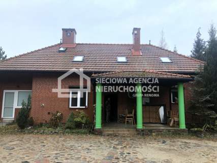 Działka z prywatnym stawem i lasem 