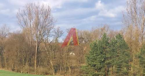 POD MIESZKANIA I USŁUGI