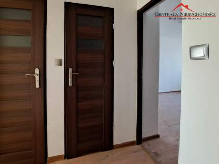 Lokale - 2 pokoje z własną łazienką, Mokre, 30m2.