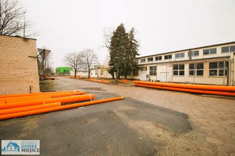 Hala z suwnicą,biura,socjal,garaże z kanałem,plac