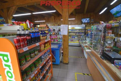 Lokal mieszkalno - usługowy, 180 m2, Chęciny
