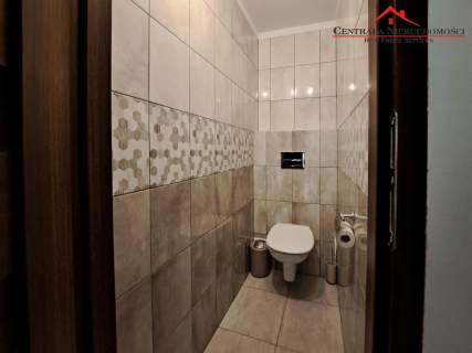 Lokale - 2 pokoje z własną łazienką, Mokre, 30m2.