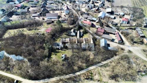 Zabytkowy spichlerz