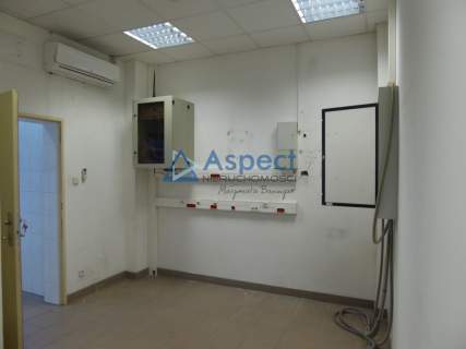 Lokal w ruchliwym miejscu, 174 m2, Pomorzany