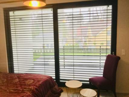apartament nad morzem z basenem