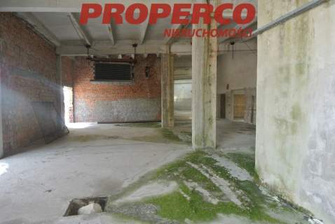 Obiekt 17184 m2 Działka 91690 m2 Jędrzejów