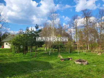 Kraina relaksu - dom w otoczeniu stawów, 12400m2