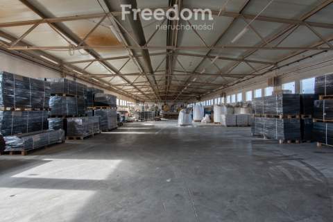 Obiekt magazynowo-produkcyjno-biurowy-2521m2-Radom