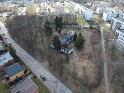 Nieruchomość 7963 m2 z budynkiem ul. Zielona
