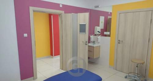 Lokal w atrakcyjnym centrum lekarskim -os. Górczyn