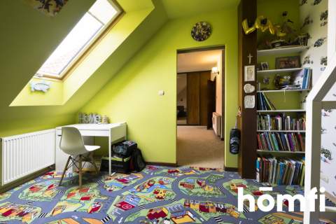 Stylowy dom z pięknym ogrodem