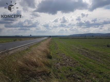 Działka budowlana na sprzedaż.