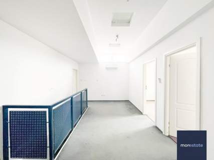 Dwupoziomowy lokal 110 m2 biuro usługi Wielicka