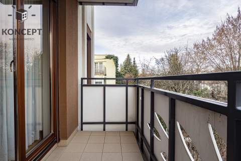 2 pokoje z balkonem i komórką lokatorską - Krzyki
