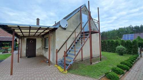 Gospodarstwo, działka 9300m2, Dom 91 m2 budynki