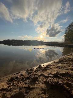 Działka budowlana przy jeziorze 