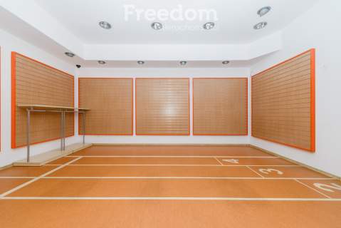 Lokal w galerii handlowej na sprzedaż
