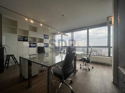 Biuro z widokiem na całe miasto 17 piętro AC