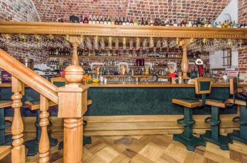 Nieruchomość komercyjna do wynajęcia, 941,31 m2, Kraków