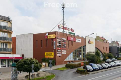 Lokal w galerii handlowej na sprzedaż